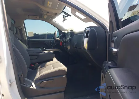 2018 Chevrolet Silverado 1500 1Lt from USA, damaged, VIN 3GCUKREC1JG156029